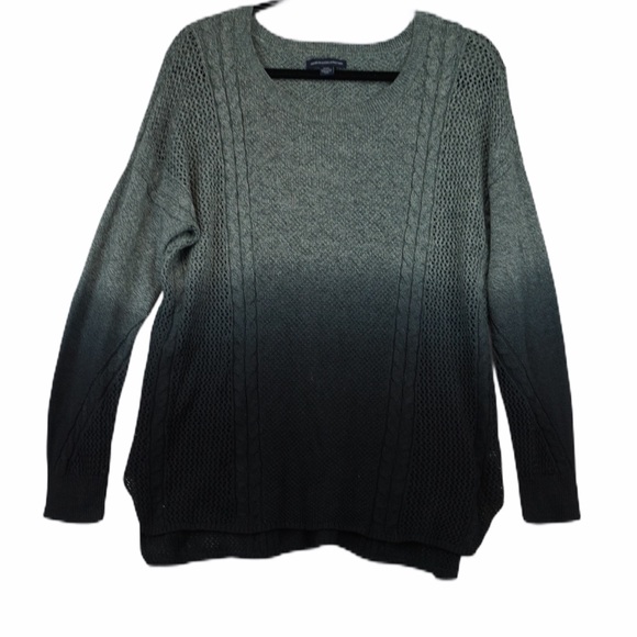 American eagle M black grey ombré sweater